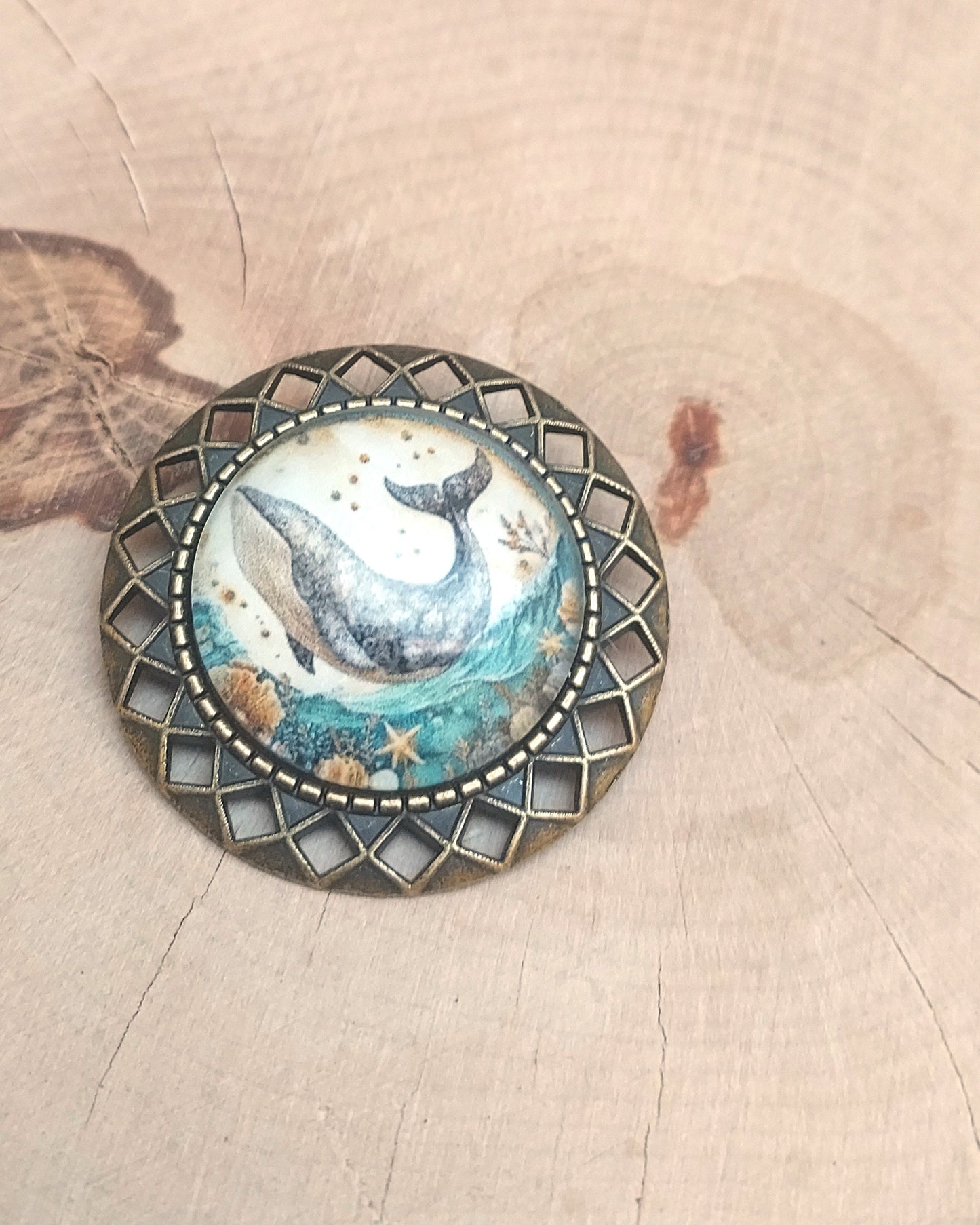 Broche cabochon en verre originale et artisanale