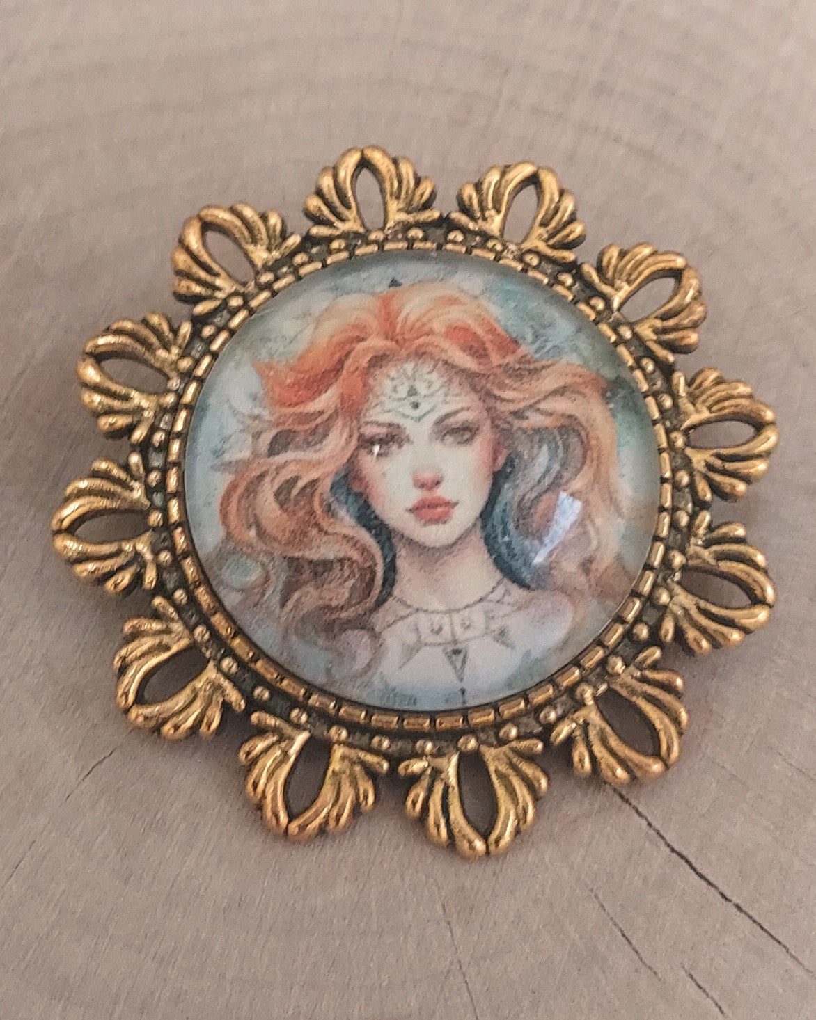 Broche cabochon en verre originale et artisanale