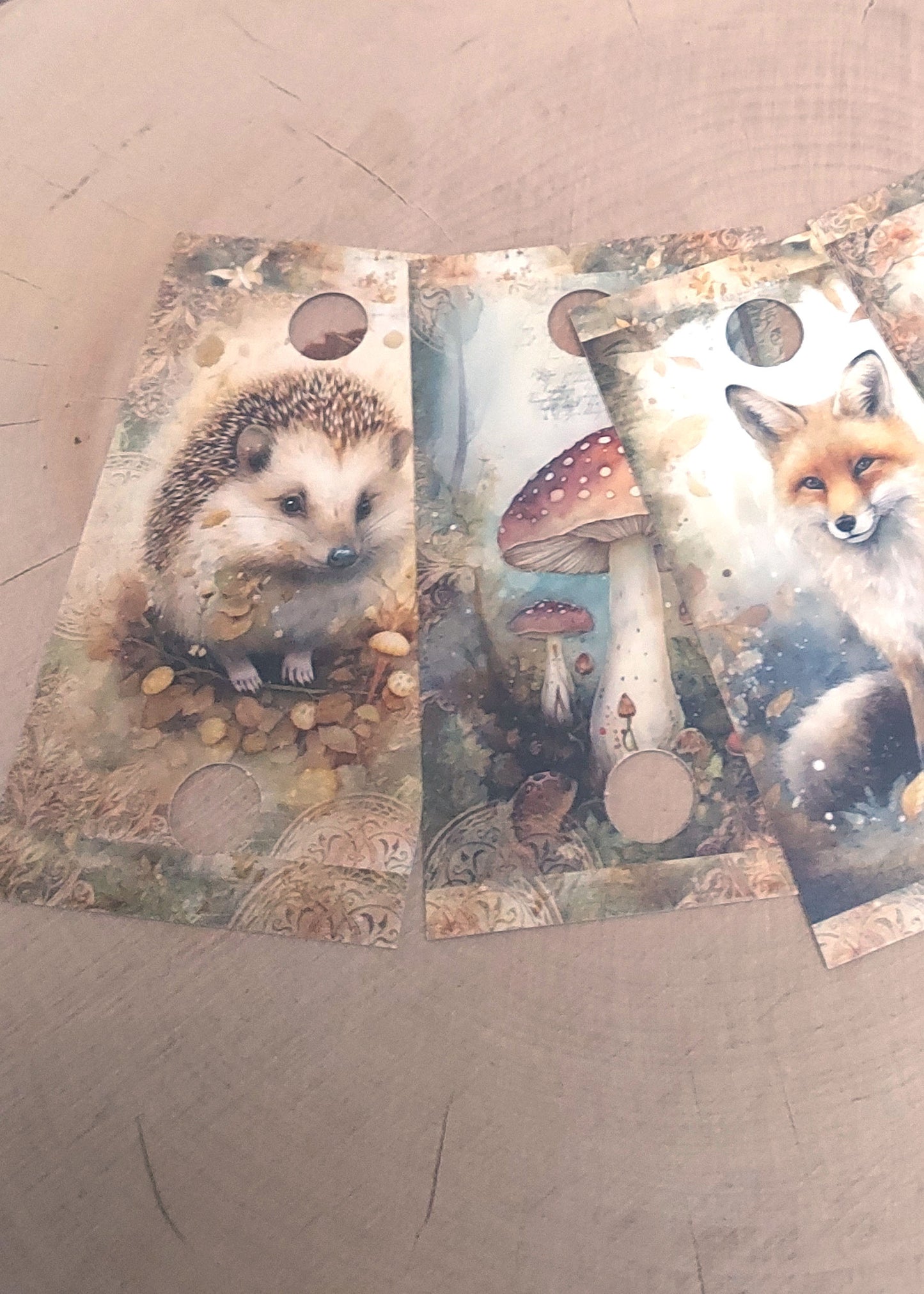 8 Cartes à fils à broder Forêt Enchantée
