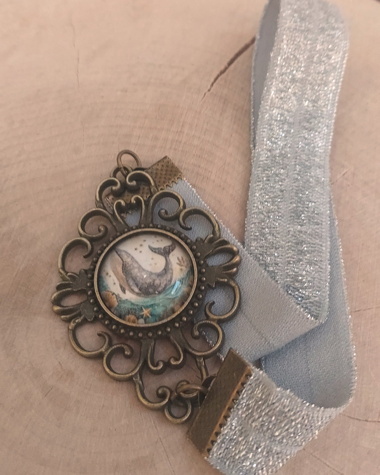 marque-pages cabochon artisanal avec élastique
