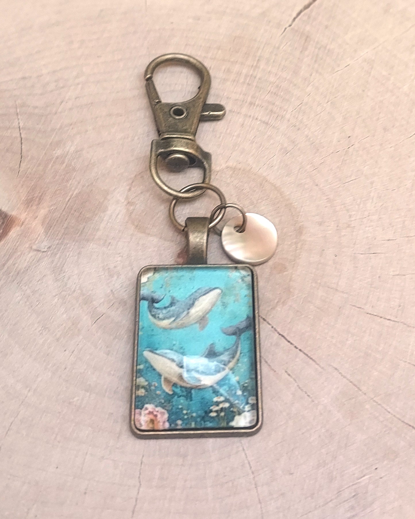 Pampille cabochon en verre originale et artisanale