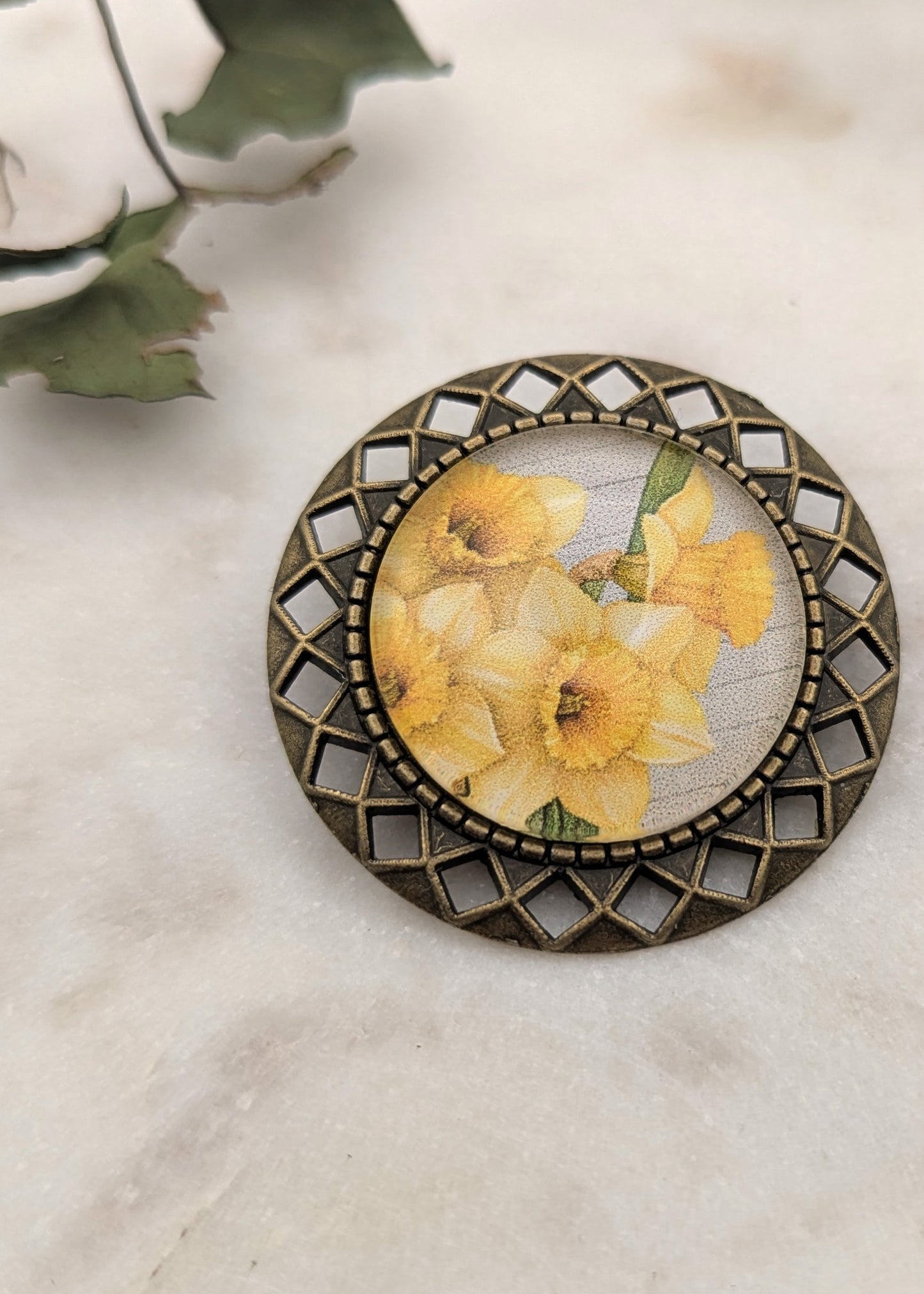 Broche cabochon - Narcisse