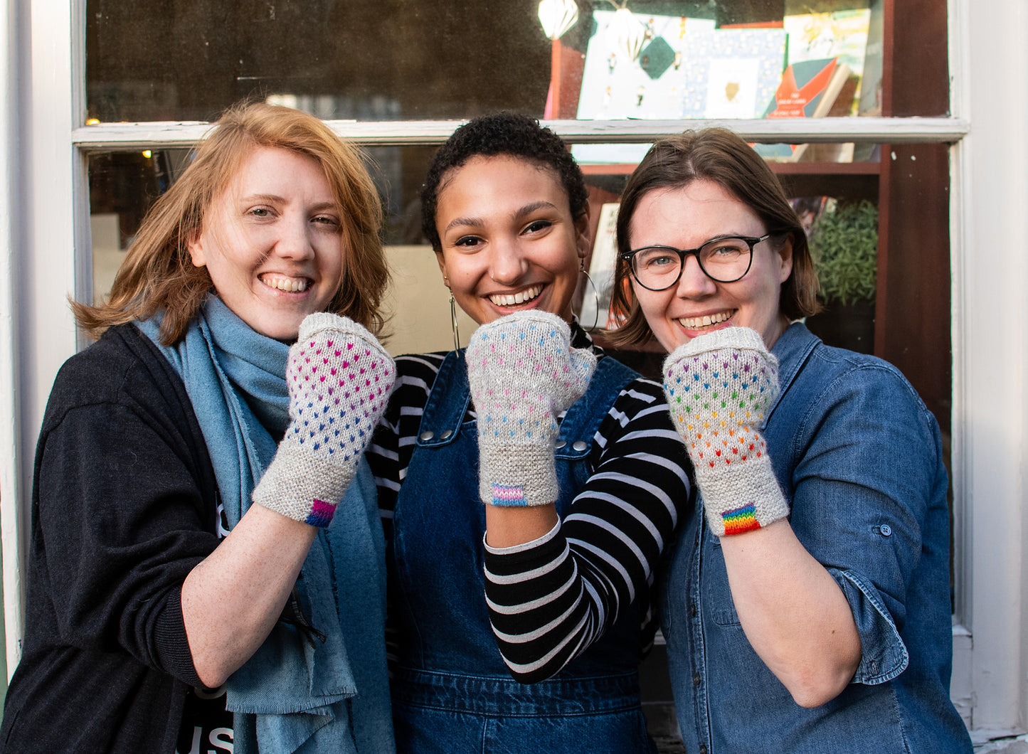 Joy mitten knitting pattern by Ysolda Teague