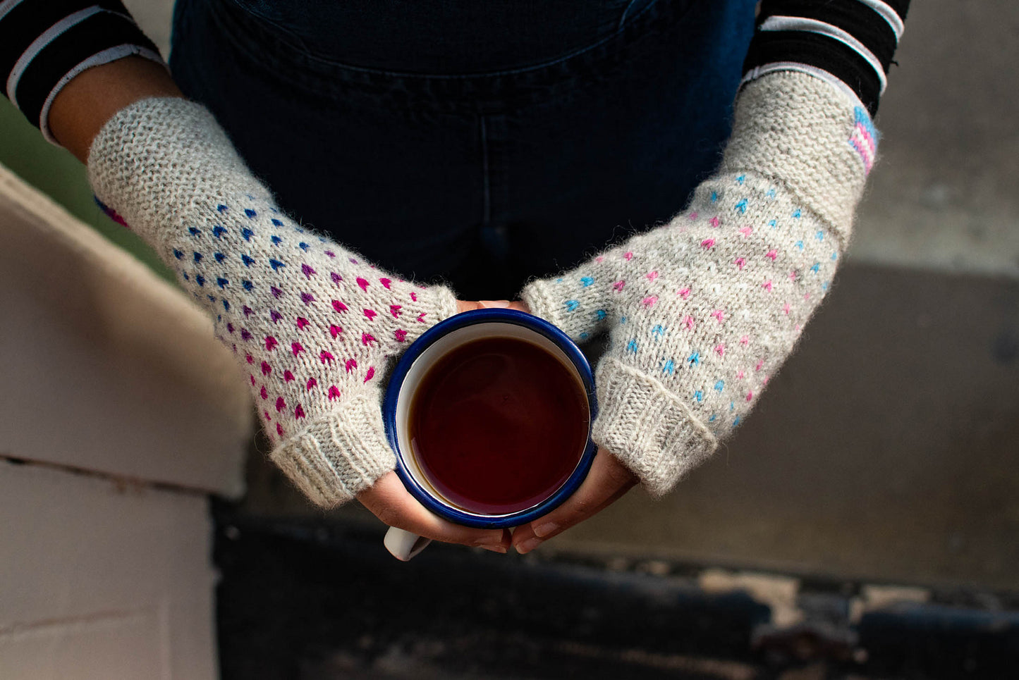 Joy mitten knitting pattern by Ysolda Teague