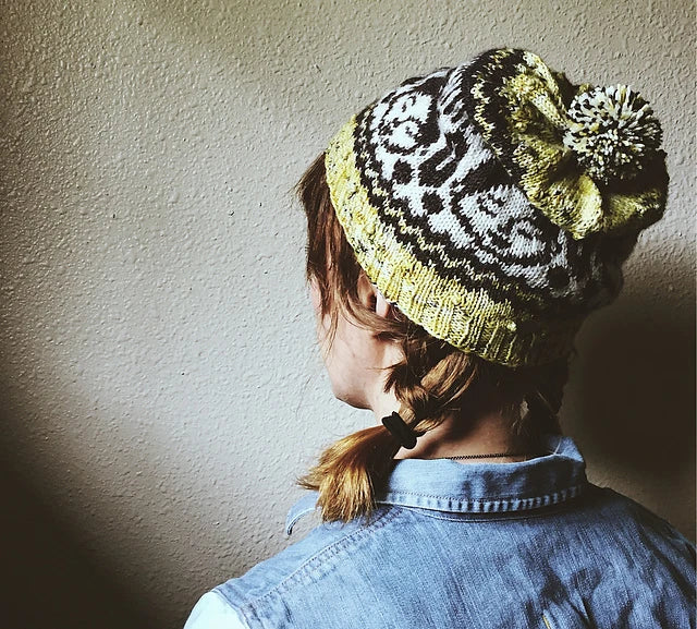 patron tricot bonnet jacquard Lilou par Boyland Knitworks en Français
