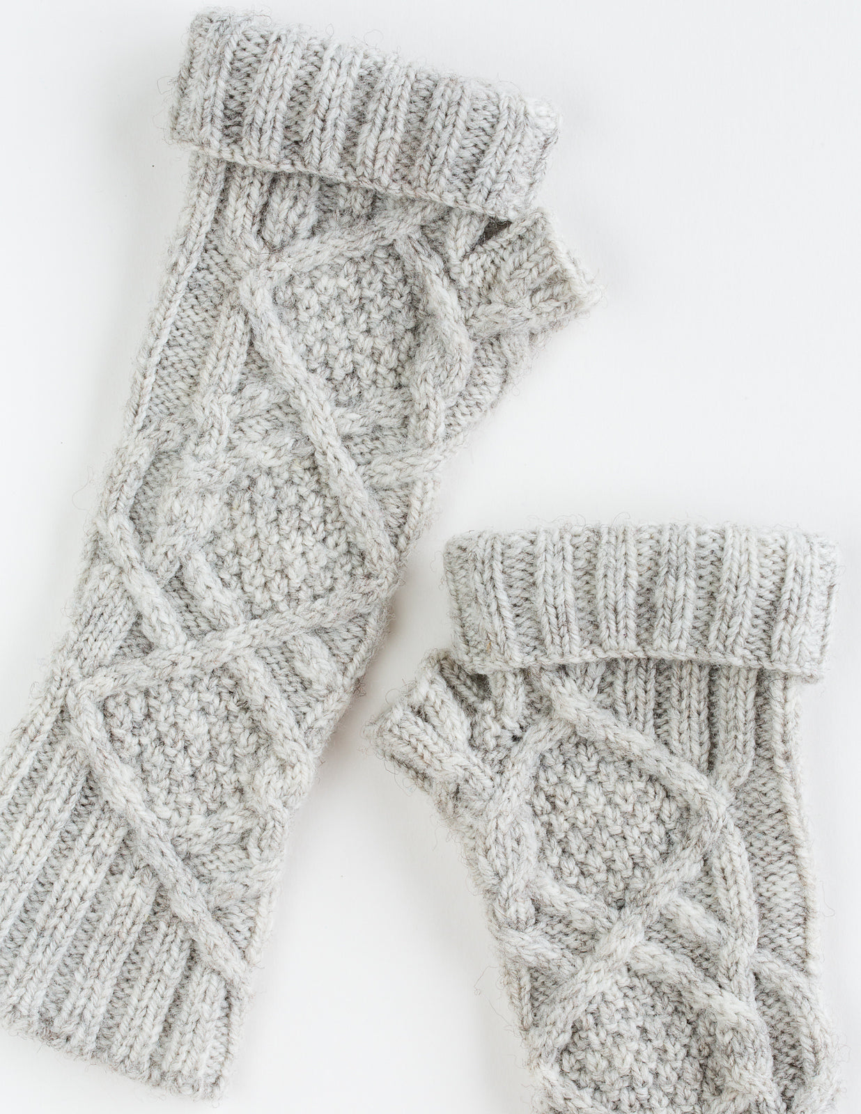 Patron tricot mitaines à torsades Inglis de Ysolda Teague