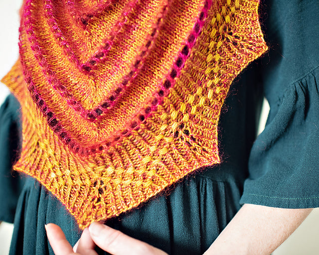 patron tricot cowlette Yellowbrick de Carina Spencer en Français
