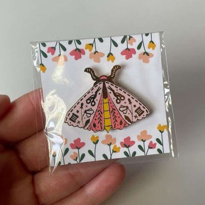 Stitchonomy - Aimant de Brodeuse Papillon de Printemps
