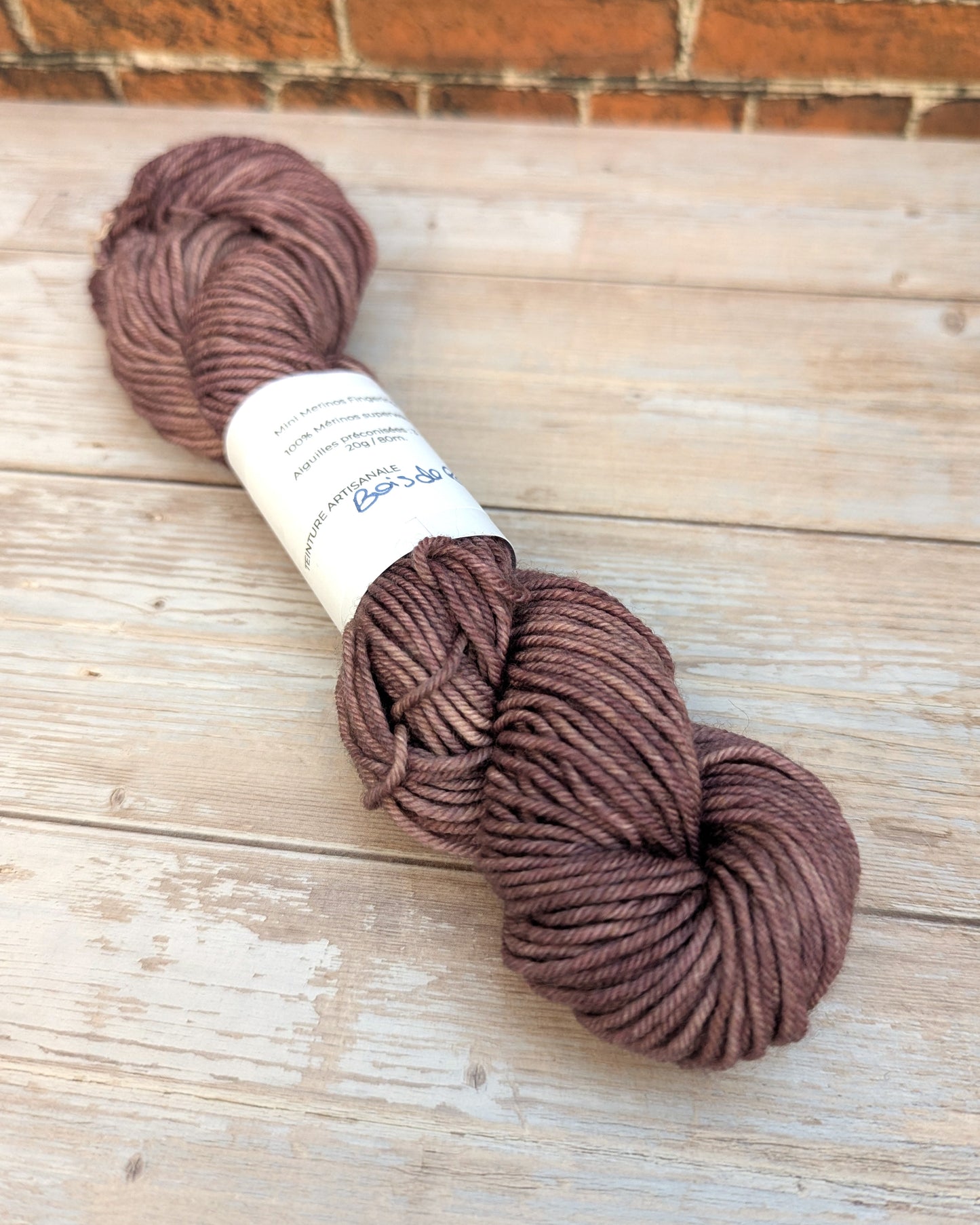 🧵 Mini écheveau teint à la main - Mérinos Bois de Rose