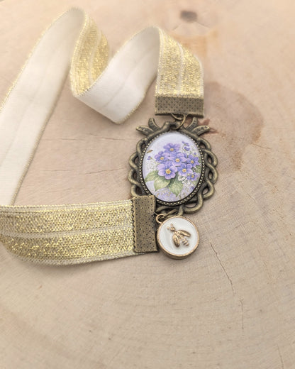 📖 Marque-page cabochon – 🌸 Bouquet de Violettes