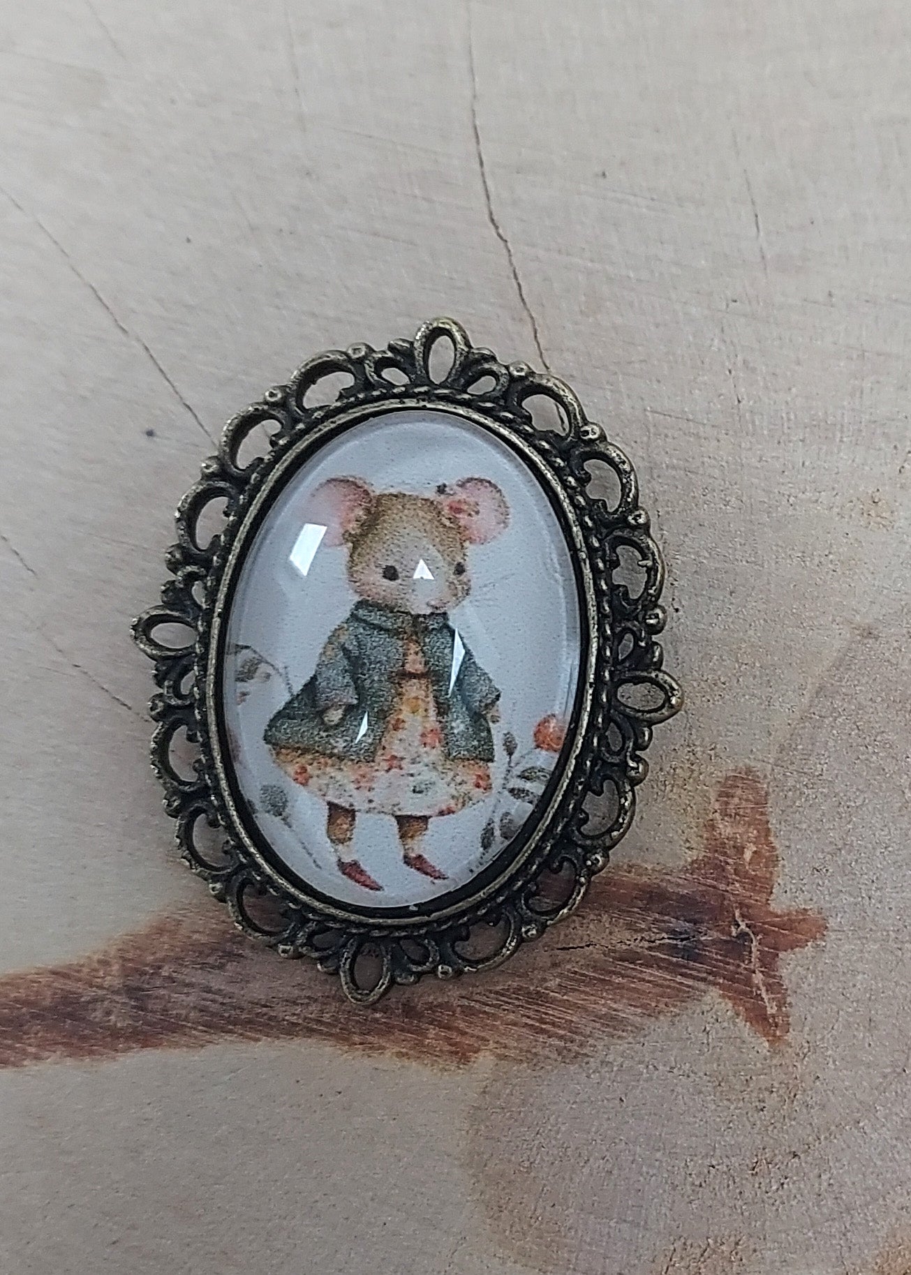 Baby Colette brooch