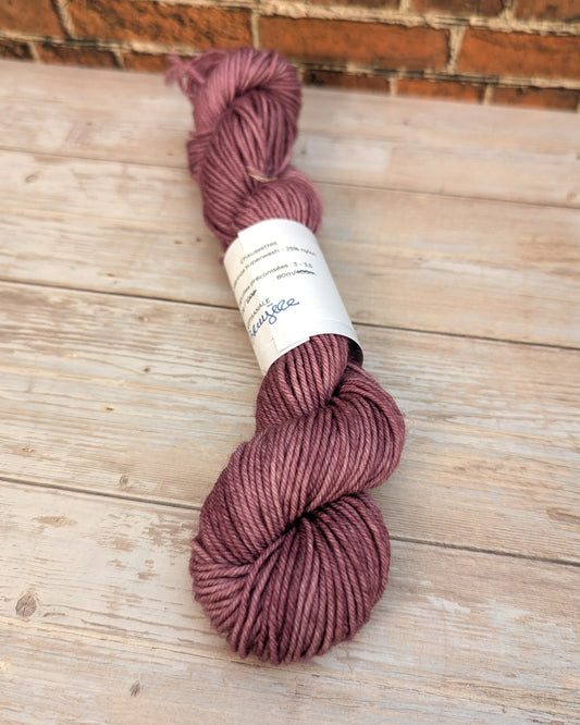 🧵 Mini écheveau teint à la main - Socquettes Bruyère