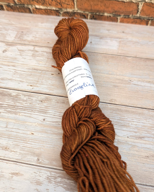 🧵 Mini écheveau teint à la main - Socquettes Evangéline