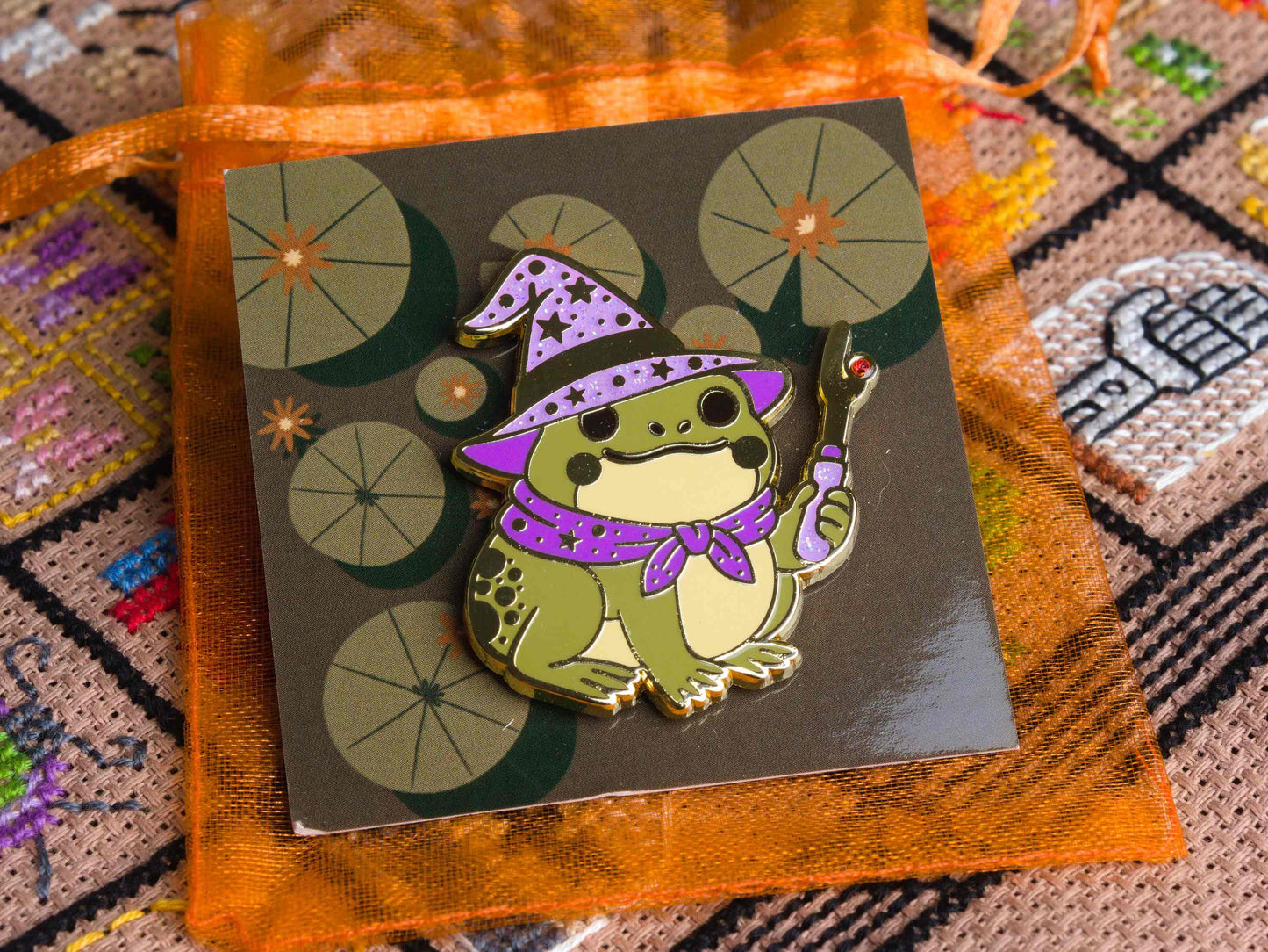 Stitchonomy - Aimant de Brodeuse Sorcier Grenouille