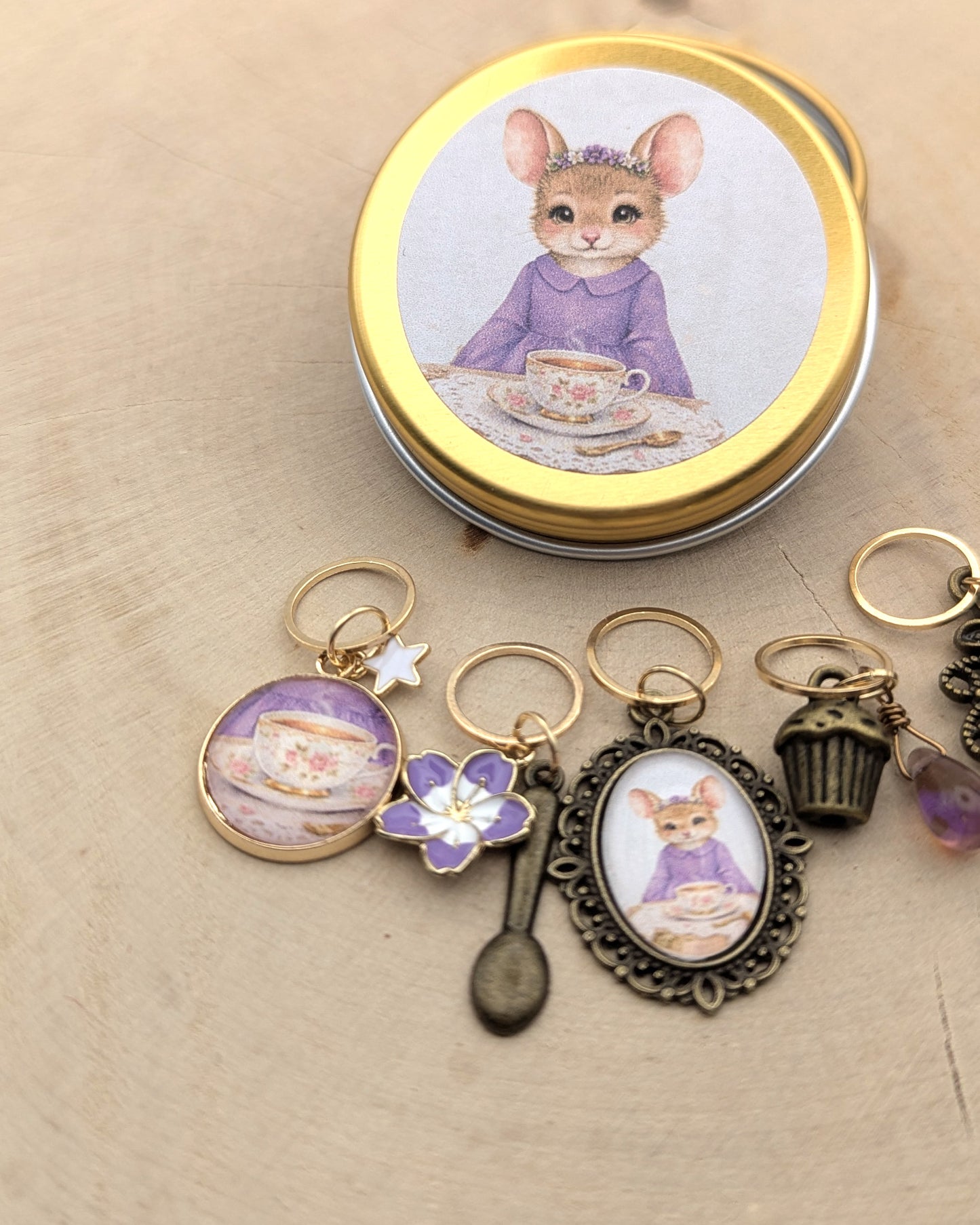 🧶 Ensemble de 5 marqueurs tricot – 🌷 Violette, le cœur en fête