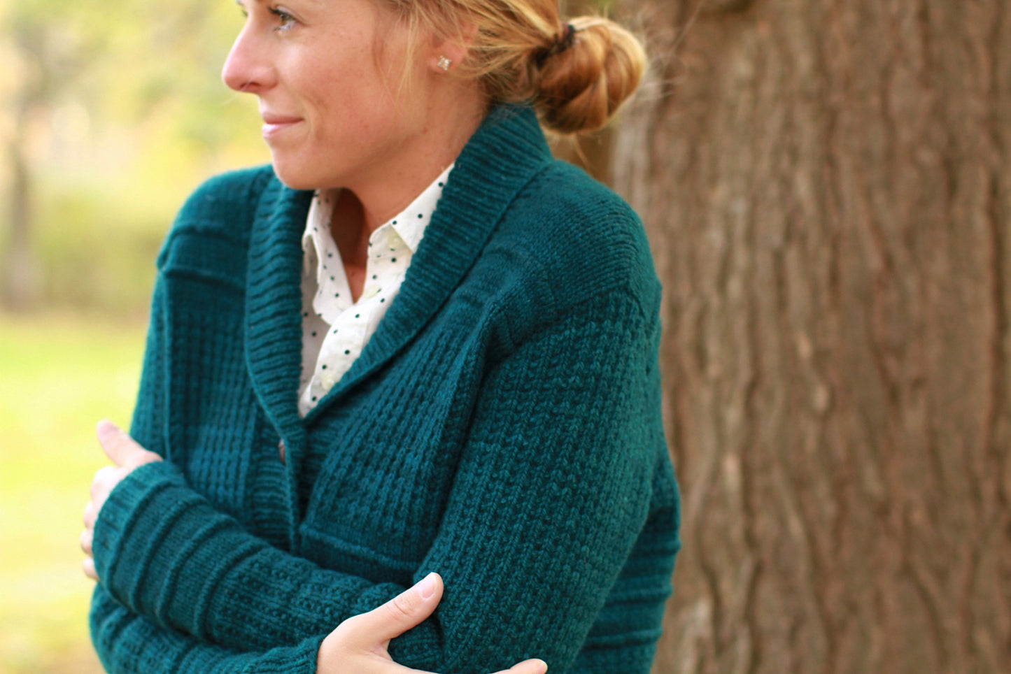 Warren cardigan knitting pattern by Amy Miller