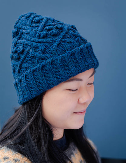 Ilo hat knitting pattern by Ysolda Teague