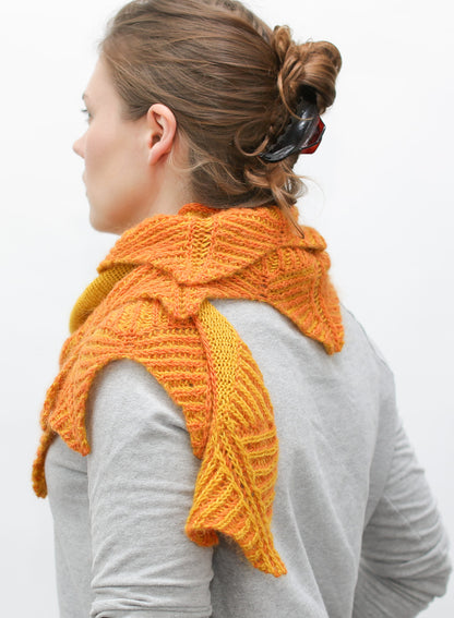Malton Oolite shawl knitting pattern by Ysolda Teague