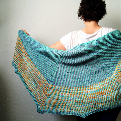 Sonnen shawl knitting pattern from Knit Graffiti Designs